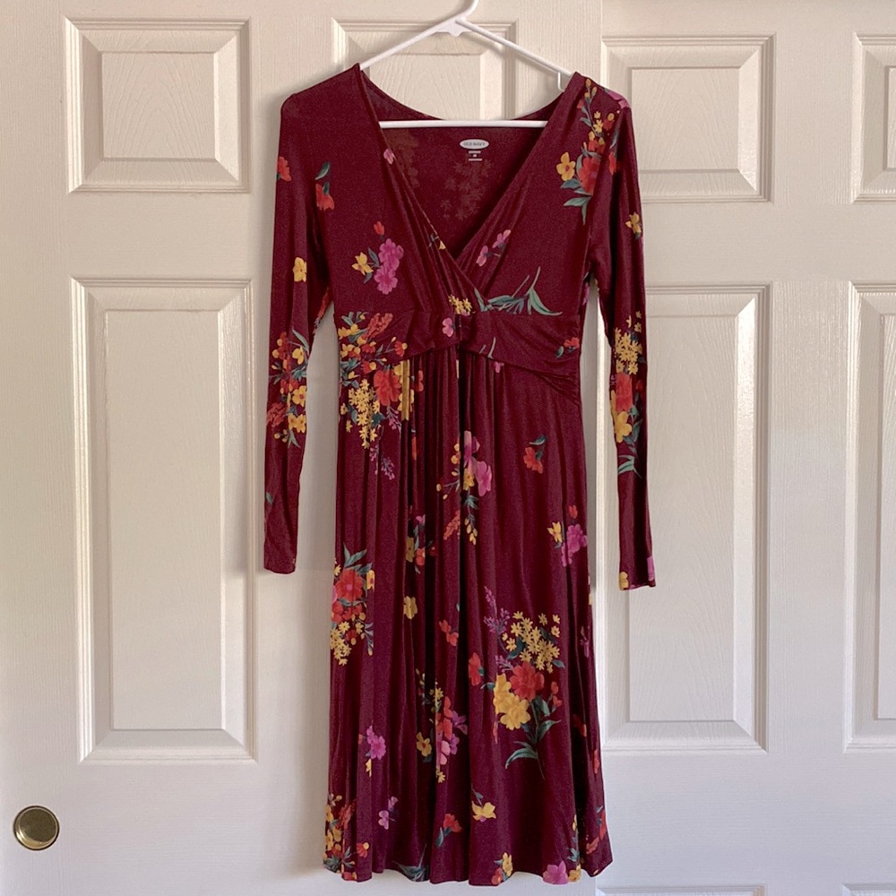 Old Navy Maternity Dress